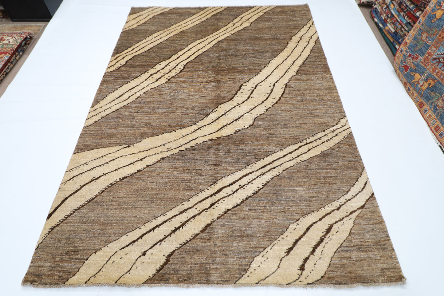 165 x 233 cm | Art Afghan Tribal Hand Knotted Veg Dye Wool Carpet