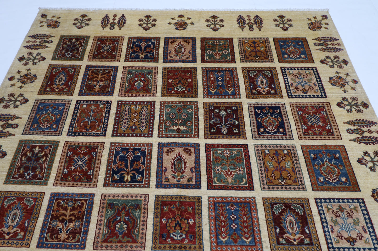 201 x 283 cm | Bakhtiari Afghan Tribal Hand Knotted Natural Veg Dye Wool Carpet