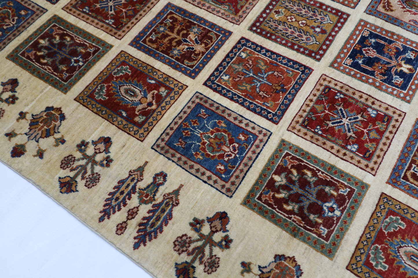 201 x 283 cm | Bakhtiari Afghan Tribal Hand Knotted Natural Veg Dye Wool Carpet