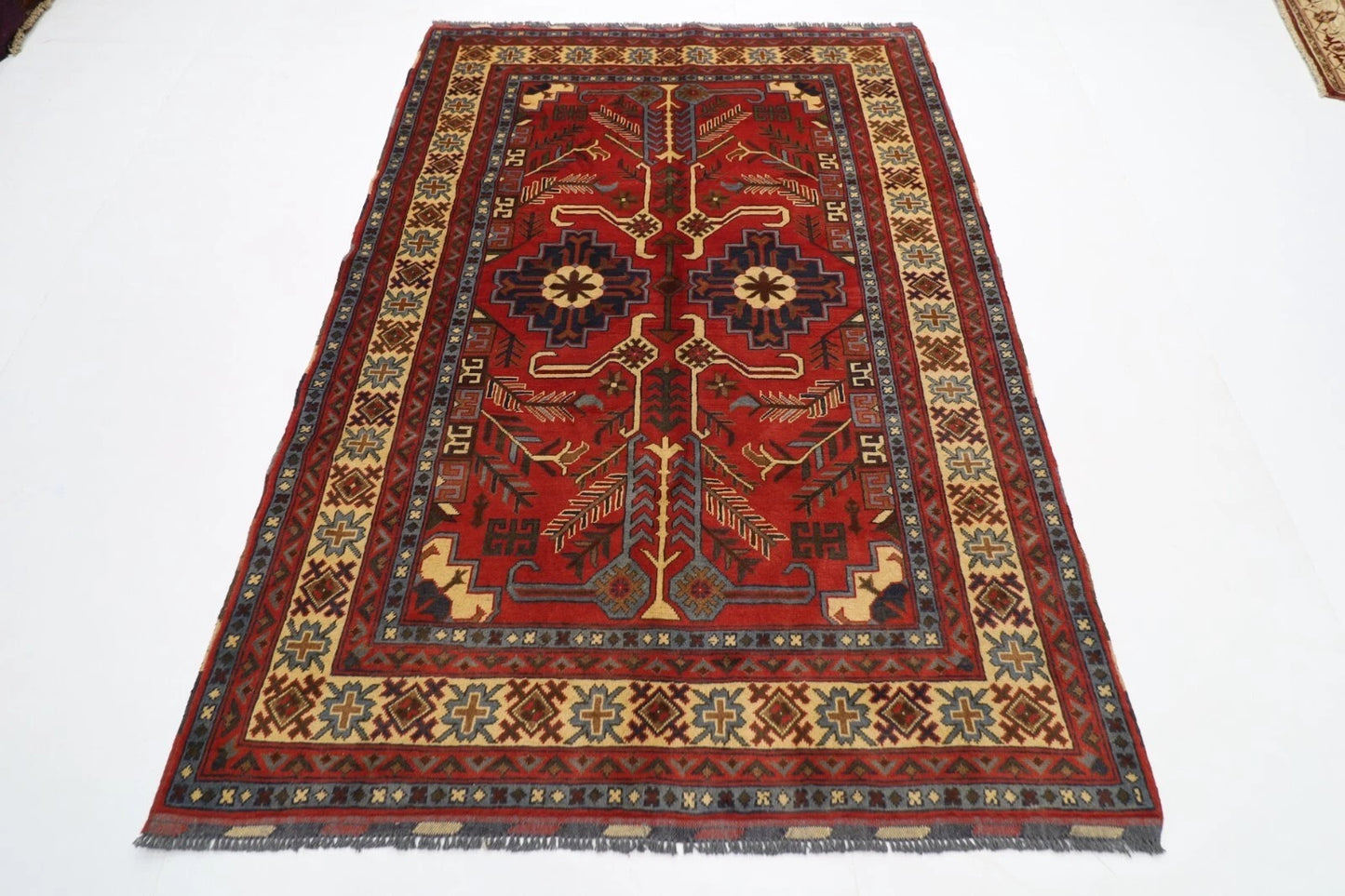 156 x 195 cm | Tribal Hand Knotted Veg Dye Wool Carpet