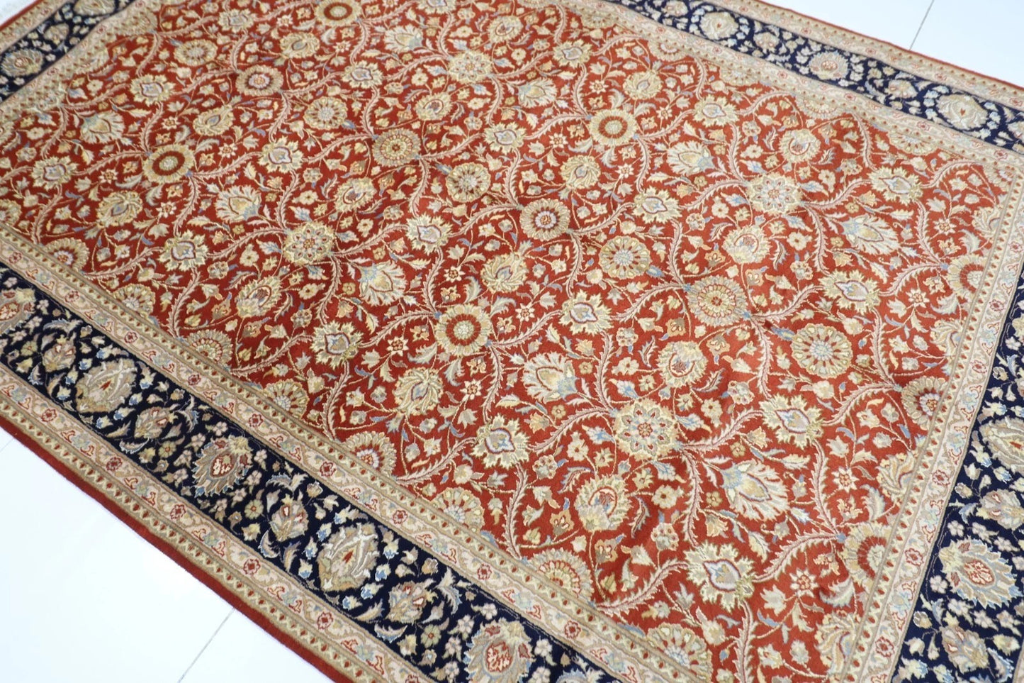 203 x 297 cm | Fine Oriental Tribal Hand Knotted Carpet