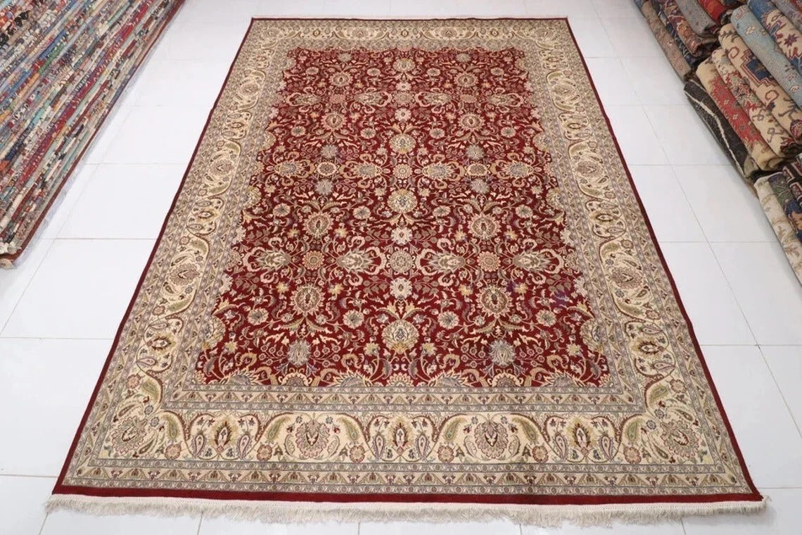 276 x 374 cm | Fine Tribal Hand Knotted Carpet