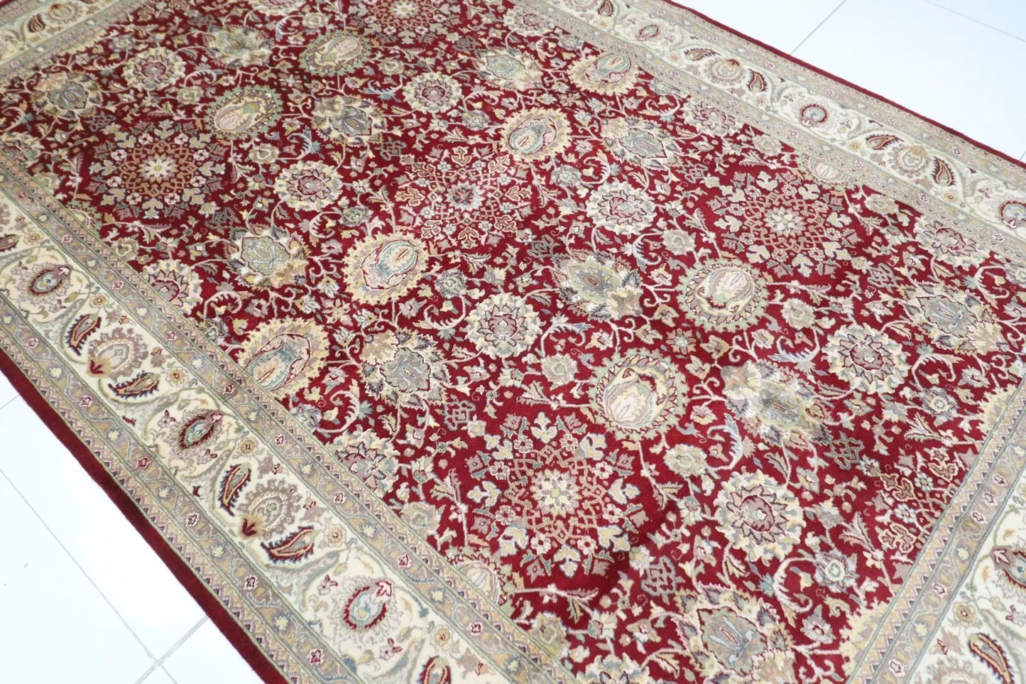 185 x 293 cm | Fine Oriental Tribal Hand Knotted Carpet