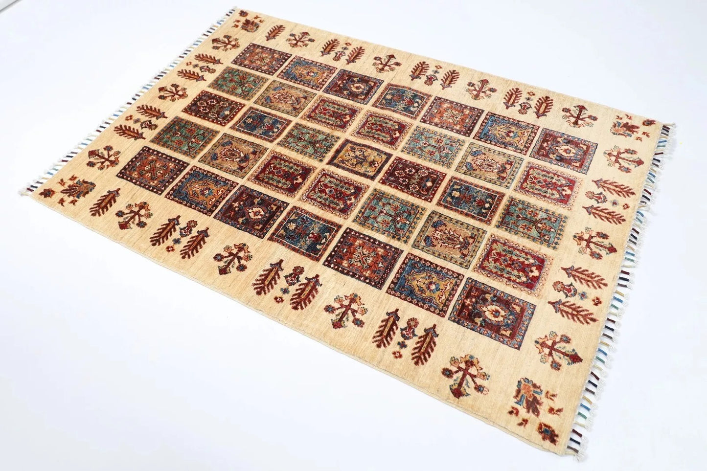 123 x 174 cm | Bakhtiari Afghan Tribal Hand Knotted Veg Dye Wool carpet