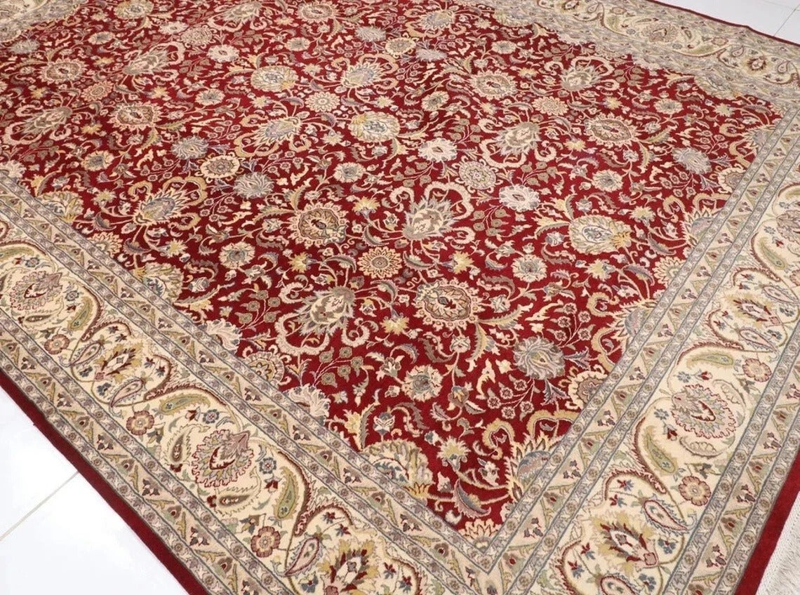276 x 374 cm | Fine Tribal Hand Knotted Carpet
