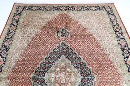 203 x 287 cm | Heriz Tribal Hand Knotted Carpet