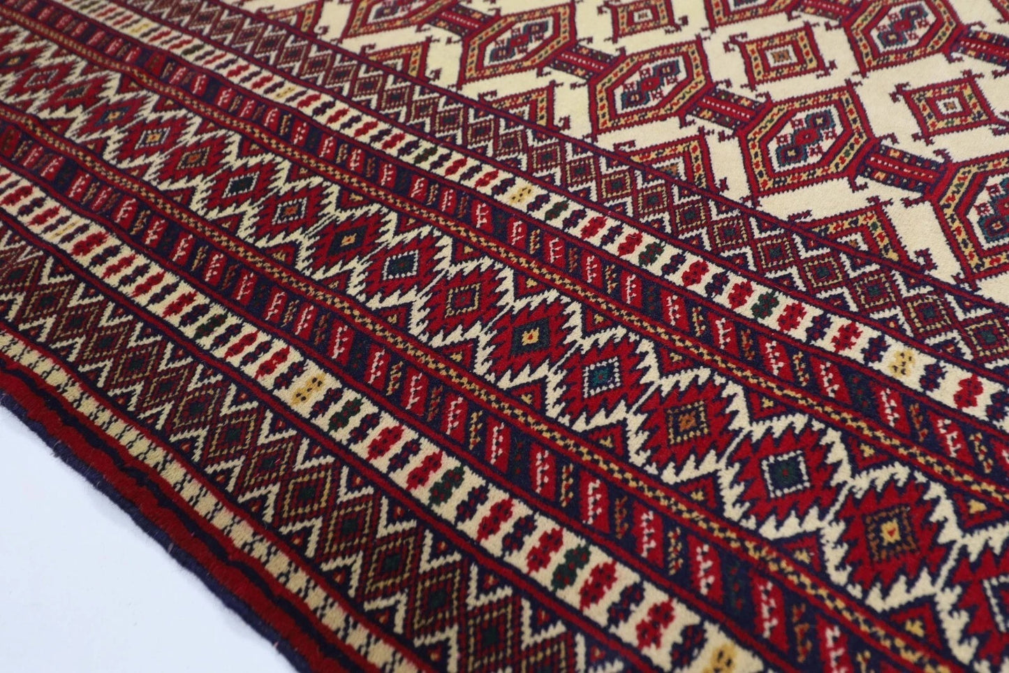 122 x 173 cm | Afghan Tribal Hand Knotted Veg Dye Wool carpet