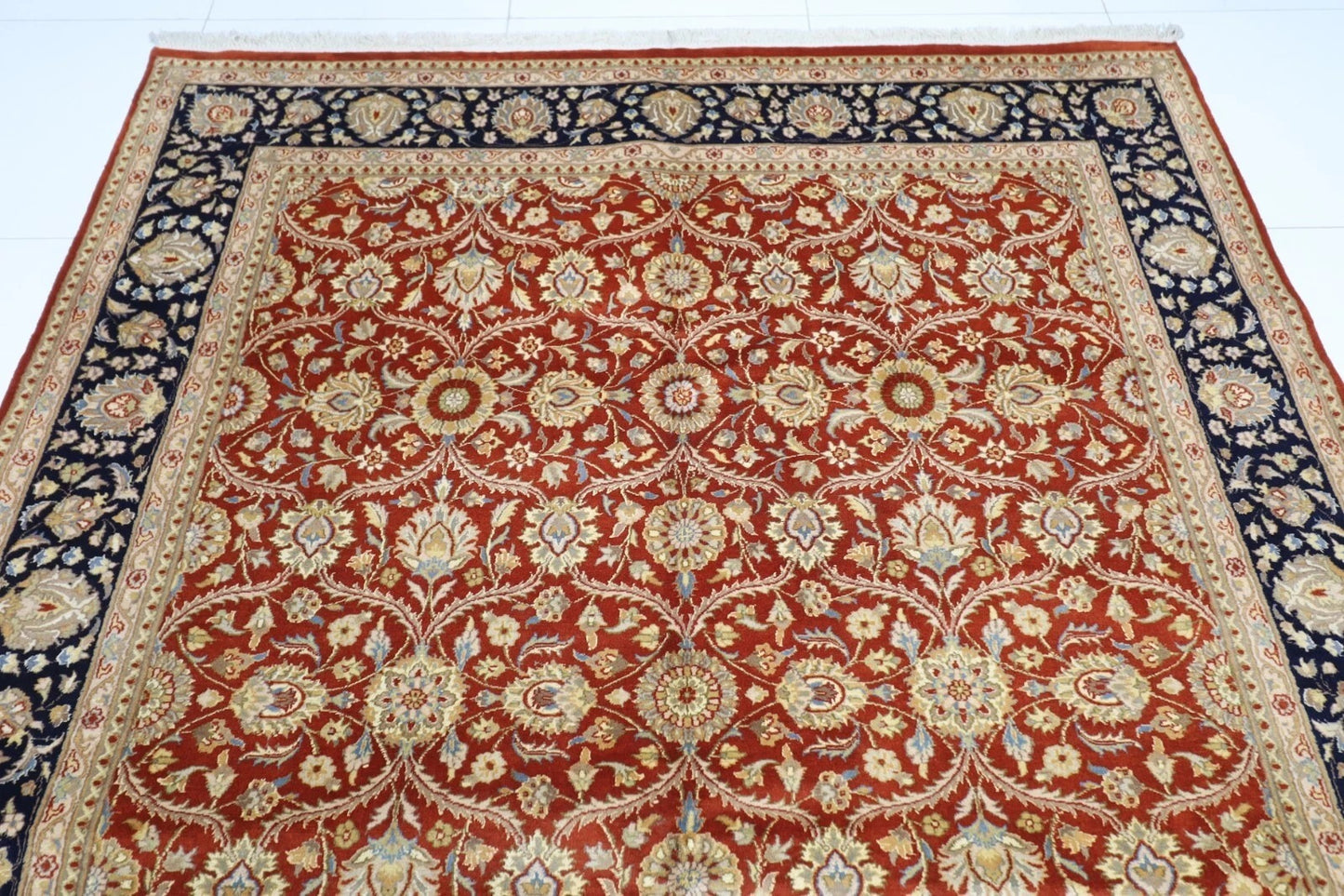 203 x 297 cm | Fine Oriental Tribal Hand Knotted Carpet
