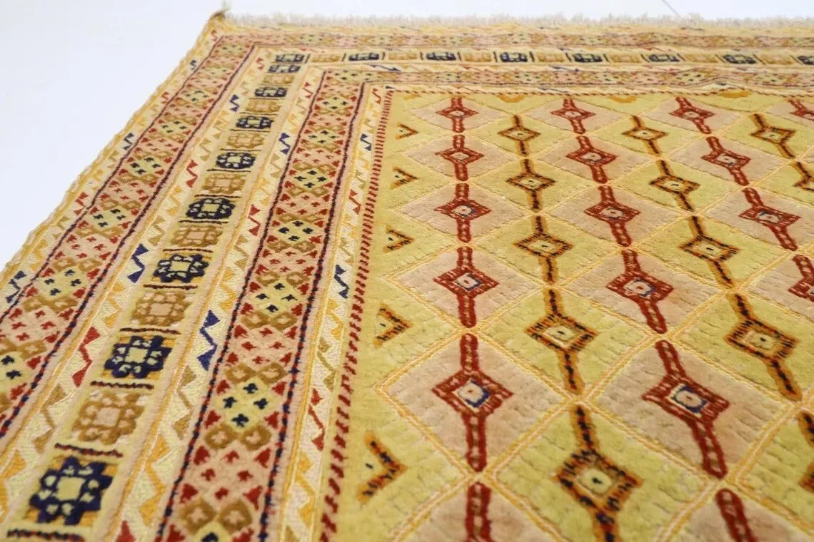 160 x 192 cm | Accent Afghan Tribal Hand Knotted Veg Dye Wool Carpet
