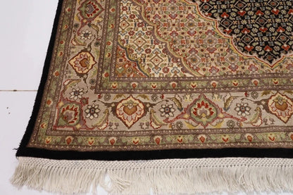 137 x 222 cm | Heriz Tribal Hand Knotted Veg Dye Wool Carpet