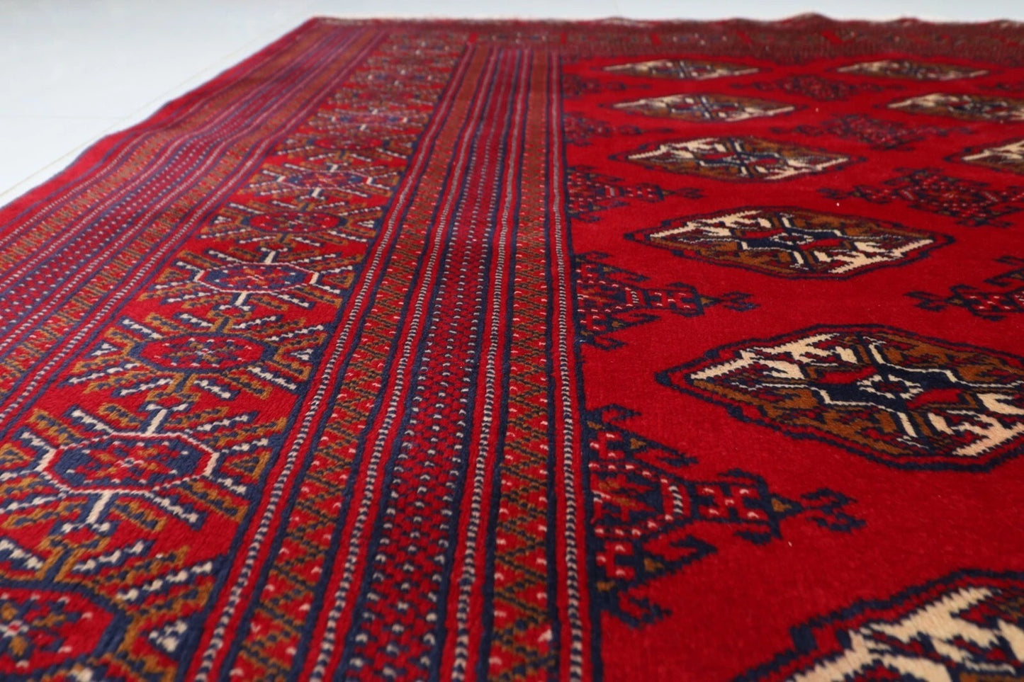 208 x 296 cm | Bokhara Tribal Hand Knotted Carpet