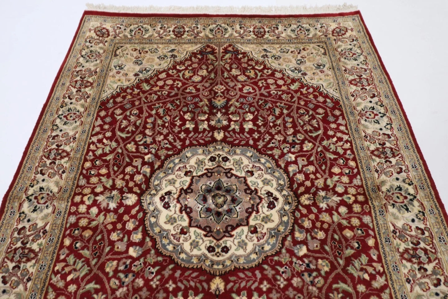 127 x 187 cm | Heriz Tribal Hand Knotted Veg Dye Wool carpet