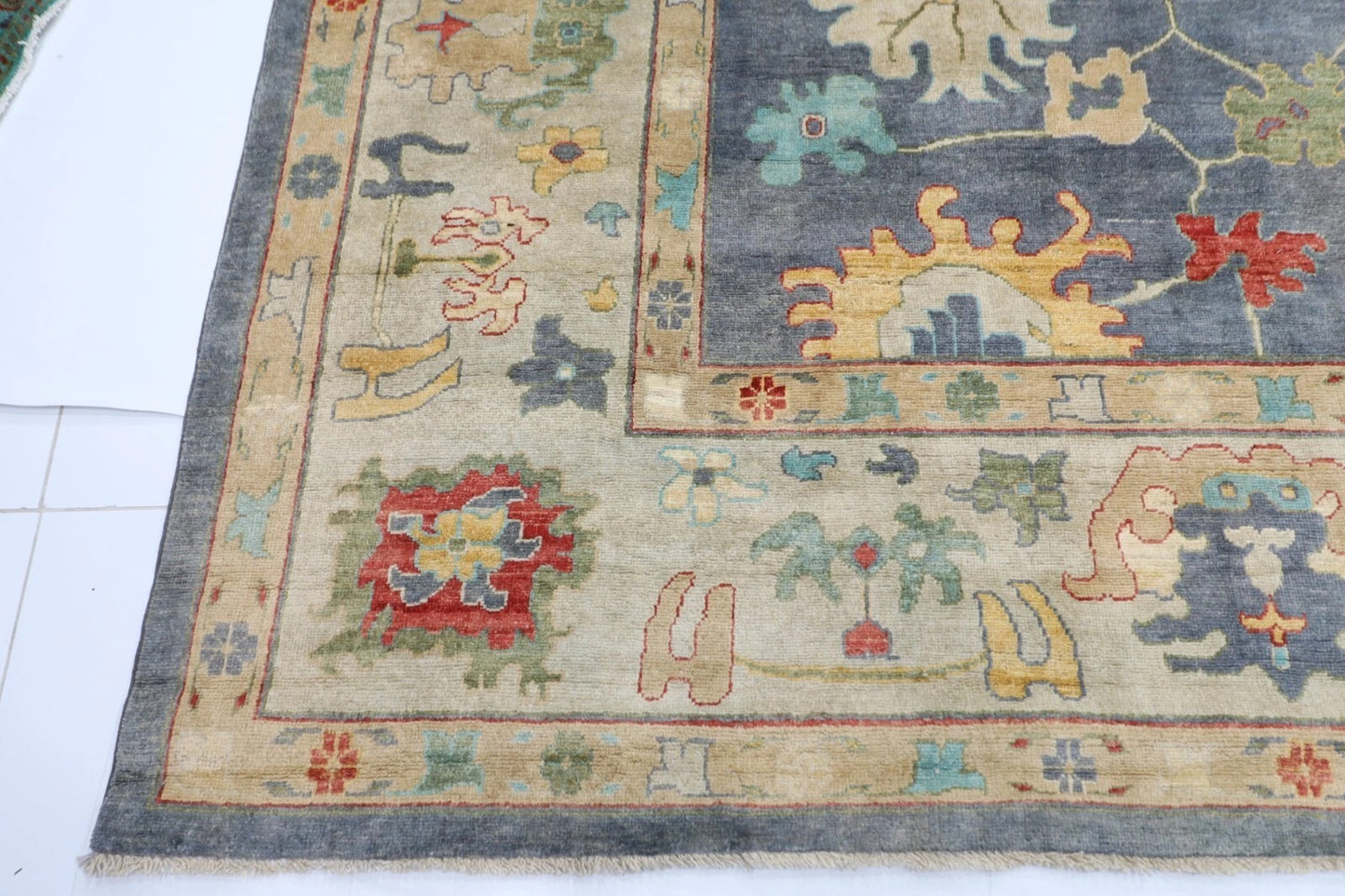 361 x 442 cm | Oushak Afghan Tribal Hand Knotted Carpet