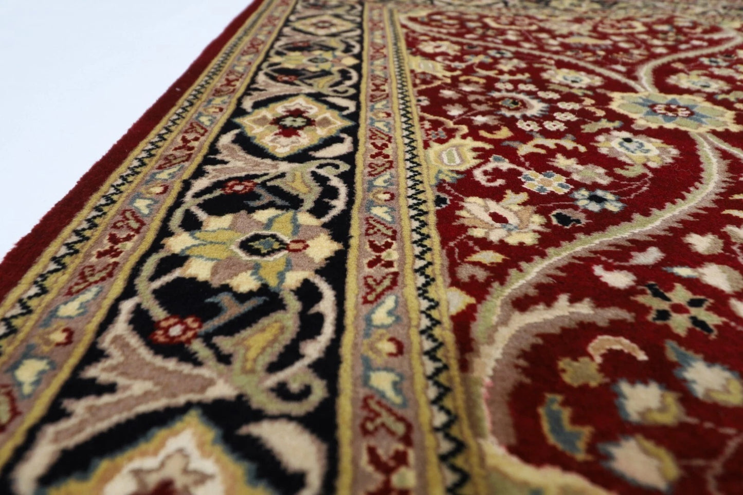 124 x 194 cm | Tribal Hand Knotted Veg Dye Wool carpet