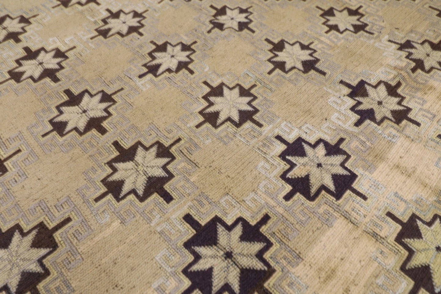 153 x 197 cm | Flat Weave Tribal Hand Knotted Veg Dye Wool Kilim