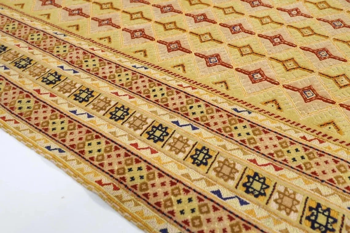 160 x 192 cm | Accent Afghan Tribal Hand Knotted Veg Dye Wool Carpet