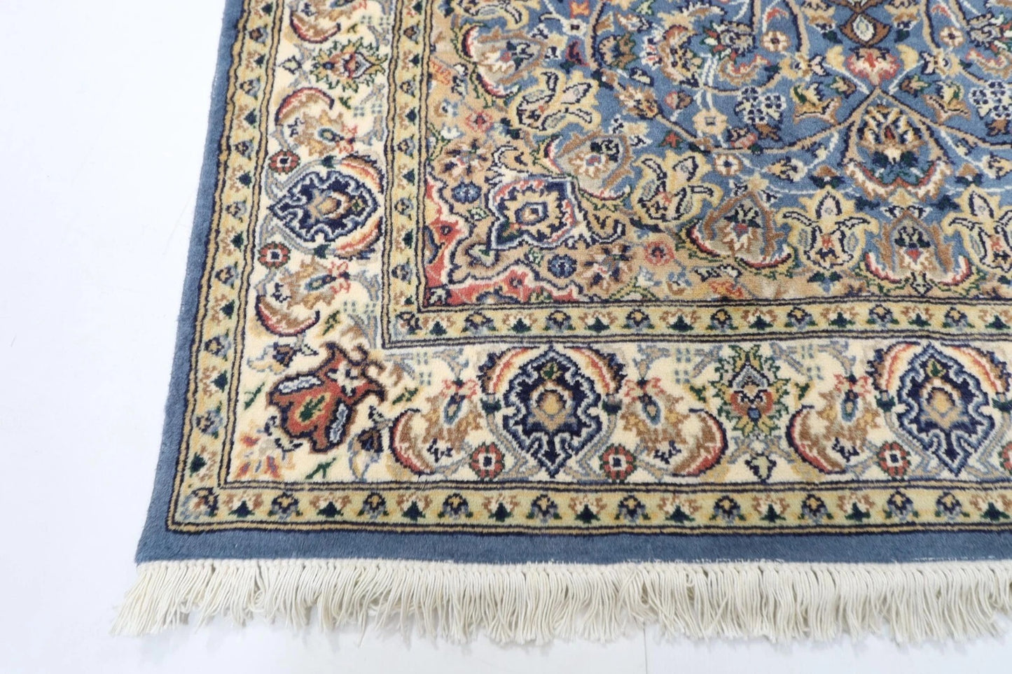 124 x 192 cm | Medallion Tribal Hand Knotted Veg Dye Wool carpet