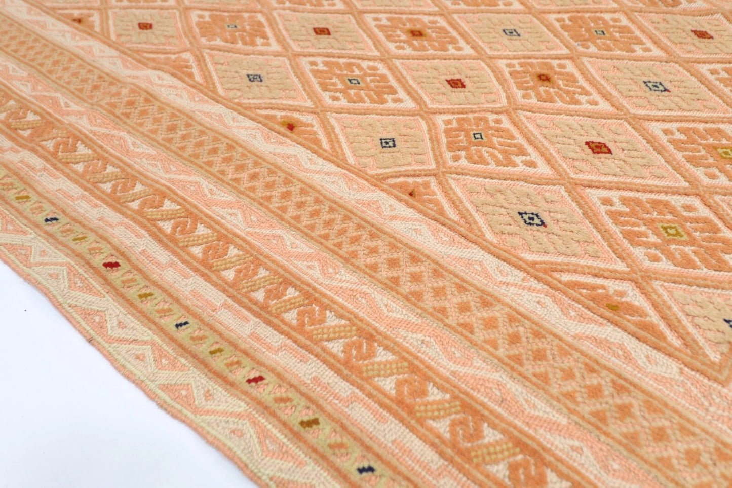 136 x 180 cm | Accent Afghan Tribal Hand Knotted Veg Dye Wool Carpet