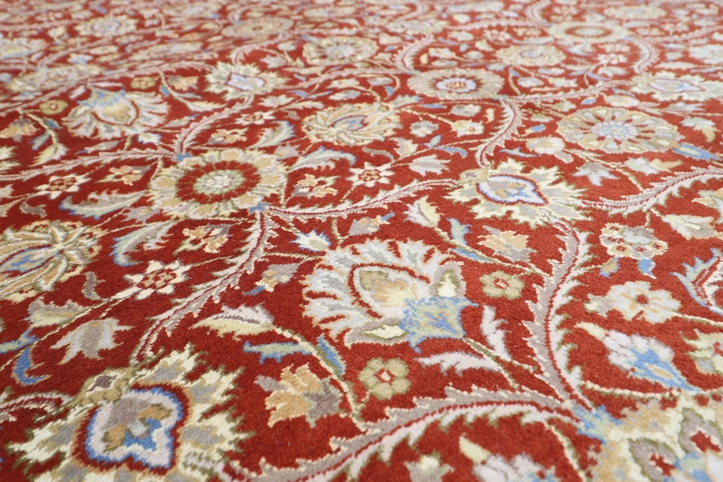 203 x 297 cm | Fine Oriental Tribal Hand Knotted Carpet