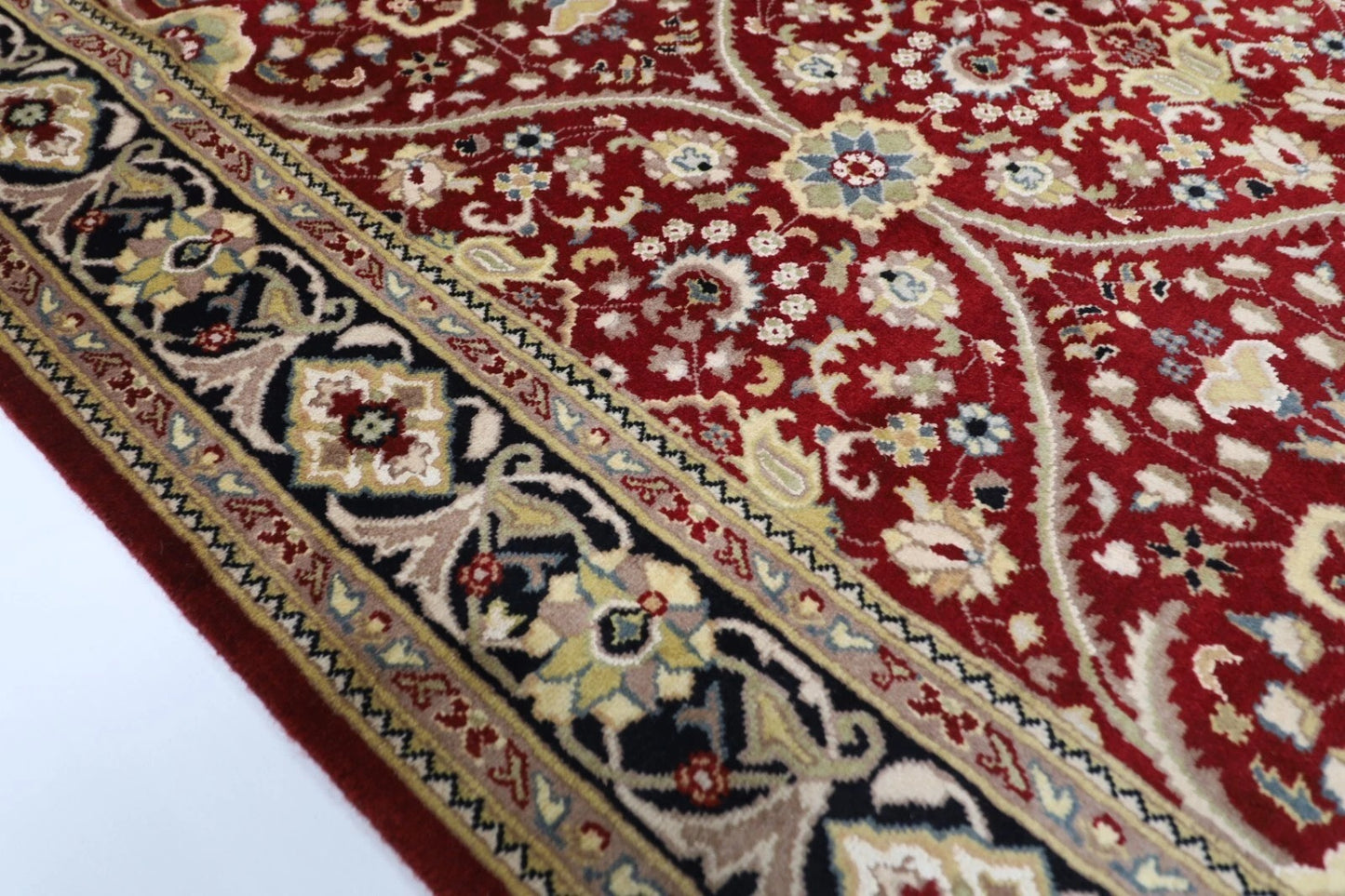 124 x 194 cm | Tribal Hand Knotted Veg Dye Wool carpet