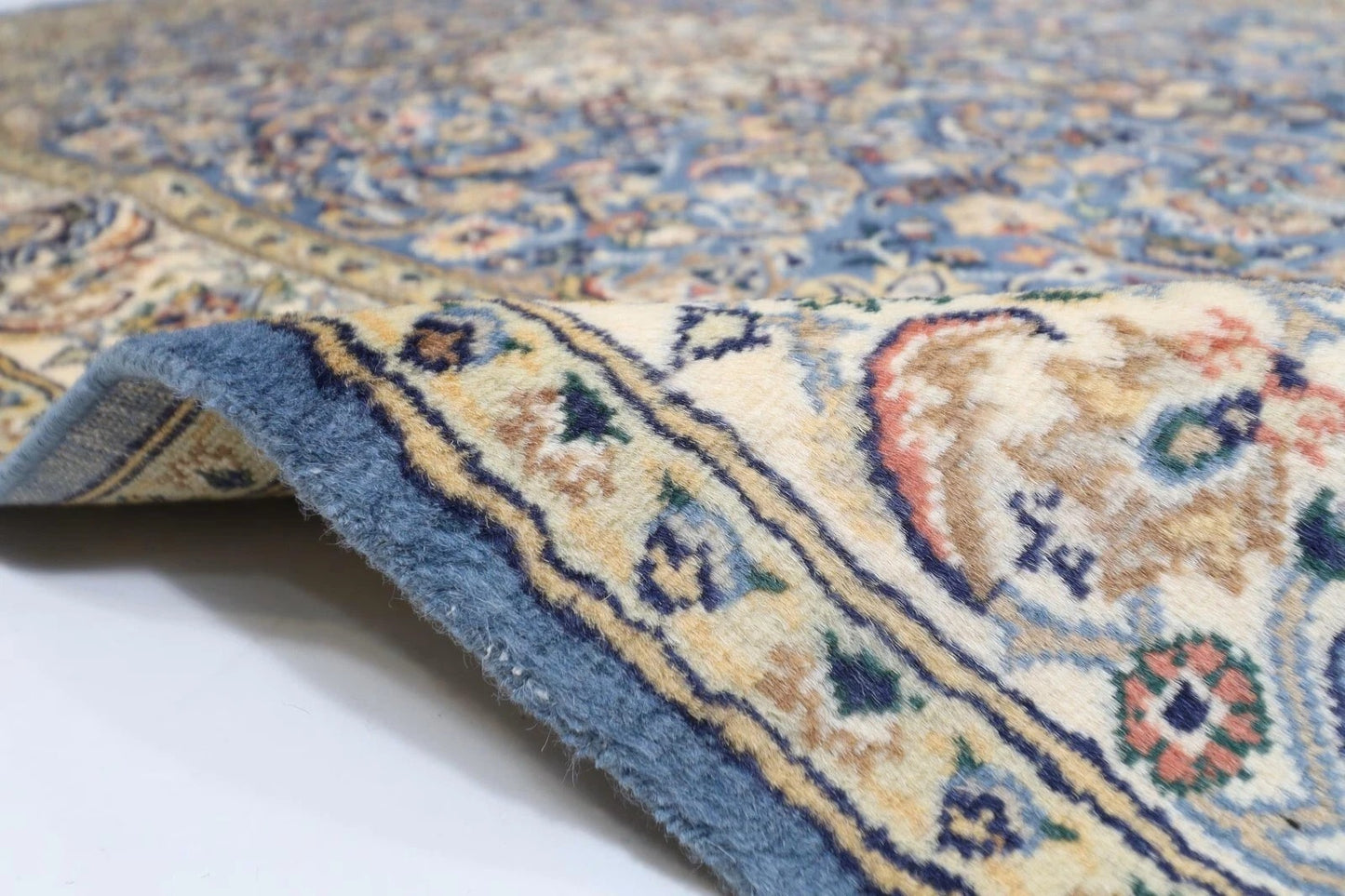 124 x 192 cm | Medallion Tribal Hand Knotted Veg Dye Wool carpet