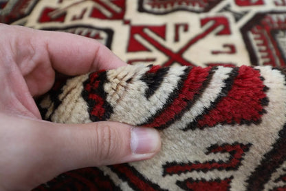 136 x 200 cm | Baluchi Afghan Tribal Hand Knotted Veg Dye Wool carpet