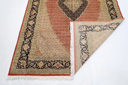 203 x 304 cm | Heriz Tribal Hand Knotted Carpet