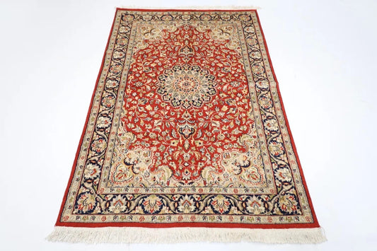 122 x 188 cm | Medallion Tribal Hand Knotted Veg Dye Wool carpet