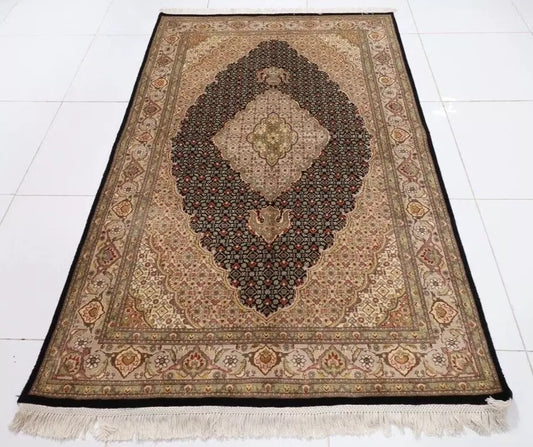 137 x 222 cm | Heriz Tribal Hand Knotted Veg Dye Wool Carpet